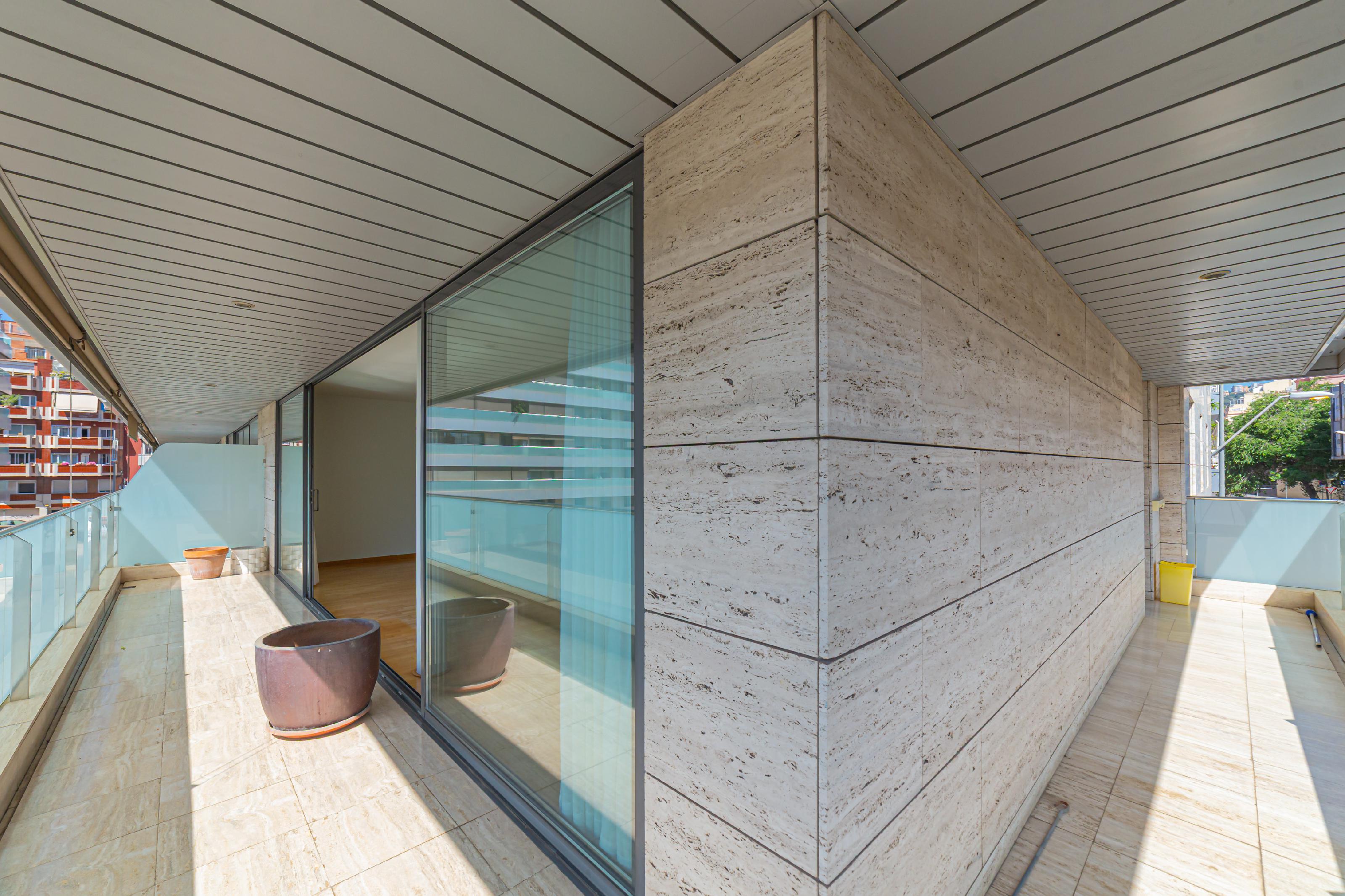 Imagen 29 Piso en alquiler en Barcelona / Jardines Santa Amelia 