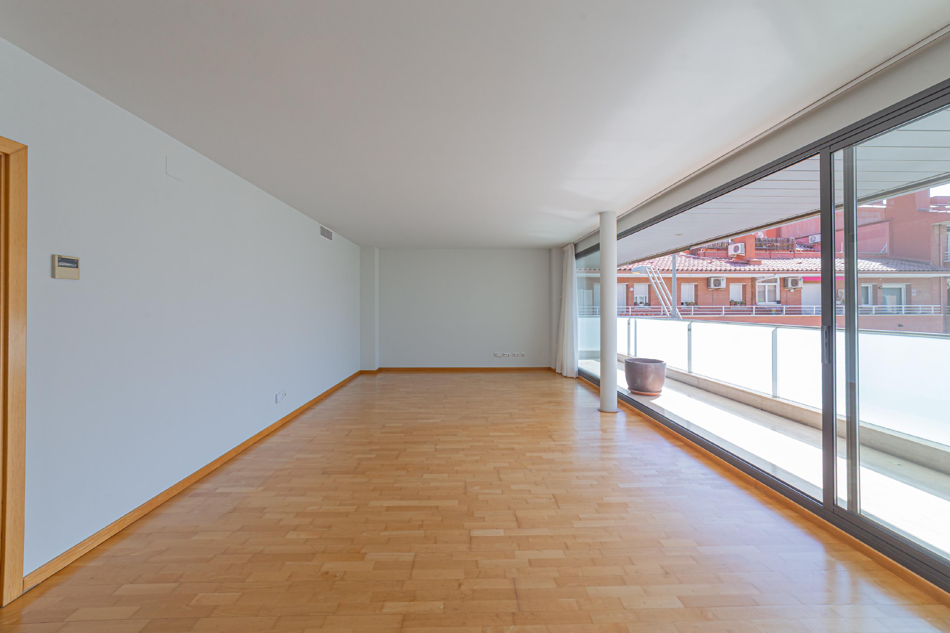 Imagen 9 Piso en alquiler en Barcelona / Jardines Santa Amelia 