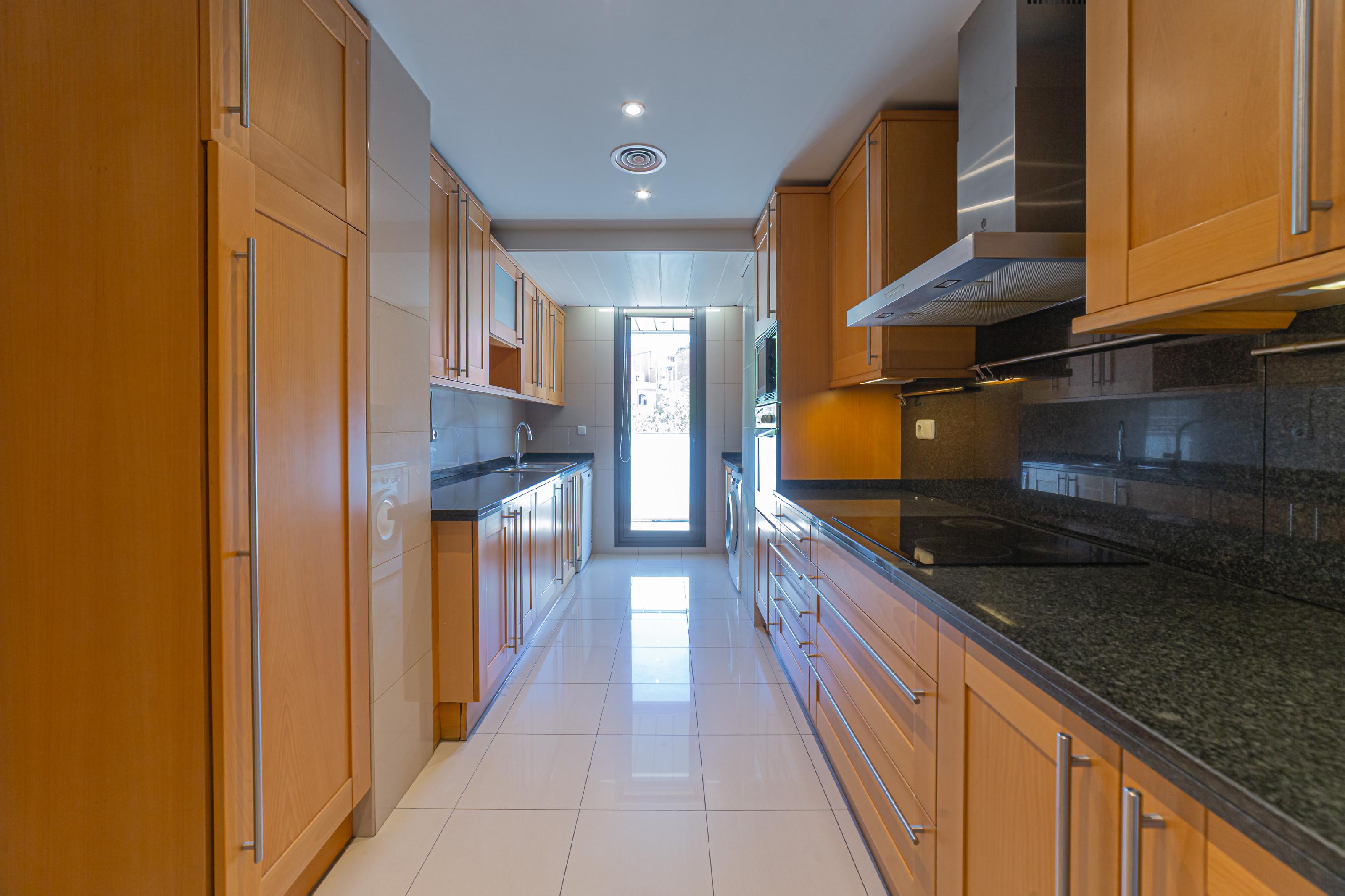 Imagen 26 Piso en alquiler en Barcelona / Jardines Santa Amelia 