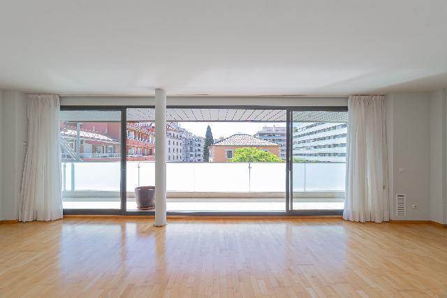 Imagen 2 Inmueble 302611 - Piso en alquiler en Barcelona / Jardines Santa Amelia 