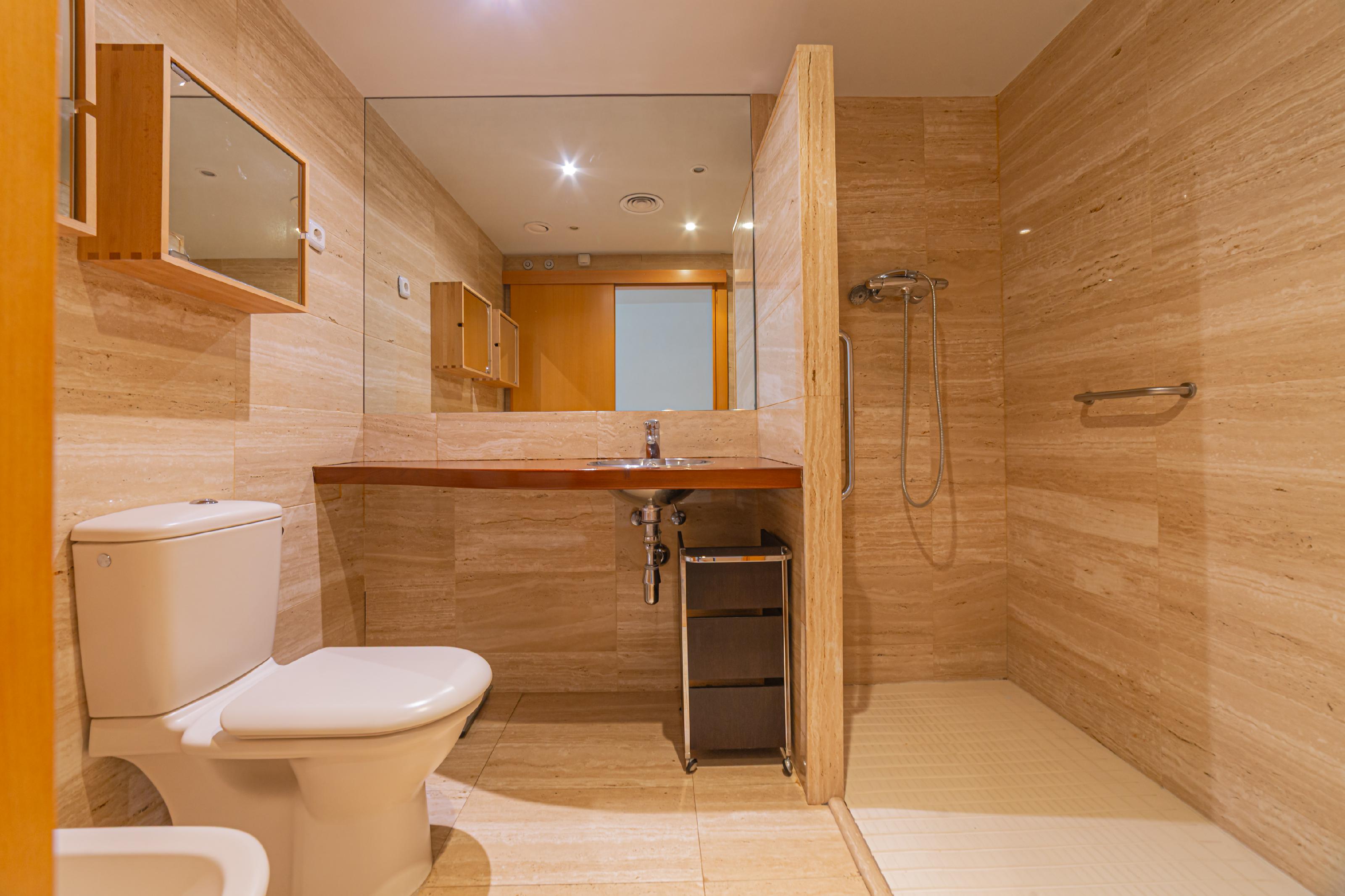 Imagen 5 Piso en alquiler en Barcelona / Jardines Santa Amelia 