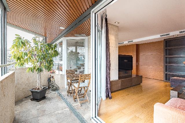 Imagen 5 Inmueble 302716 - Ático en venta en Barcelona / Piscinas y Deportes - Turó Park