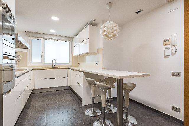 Imagen 17 Inmueble 302716 - Ático en venta en Barcelona / Piscinas y Deportes - Turó Park