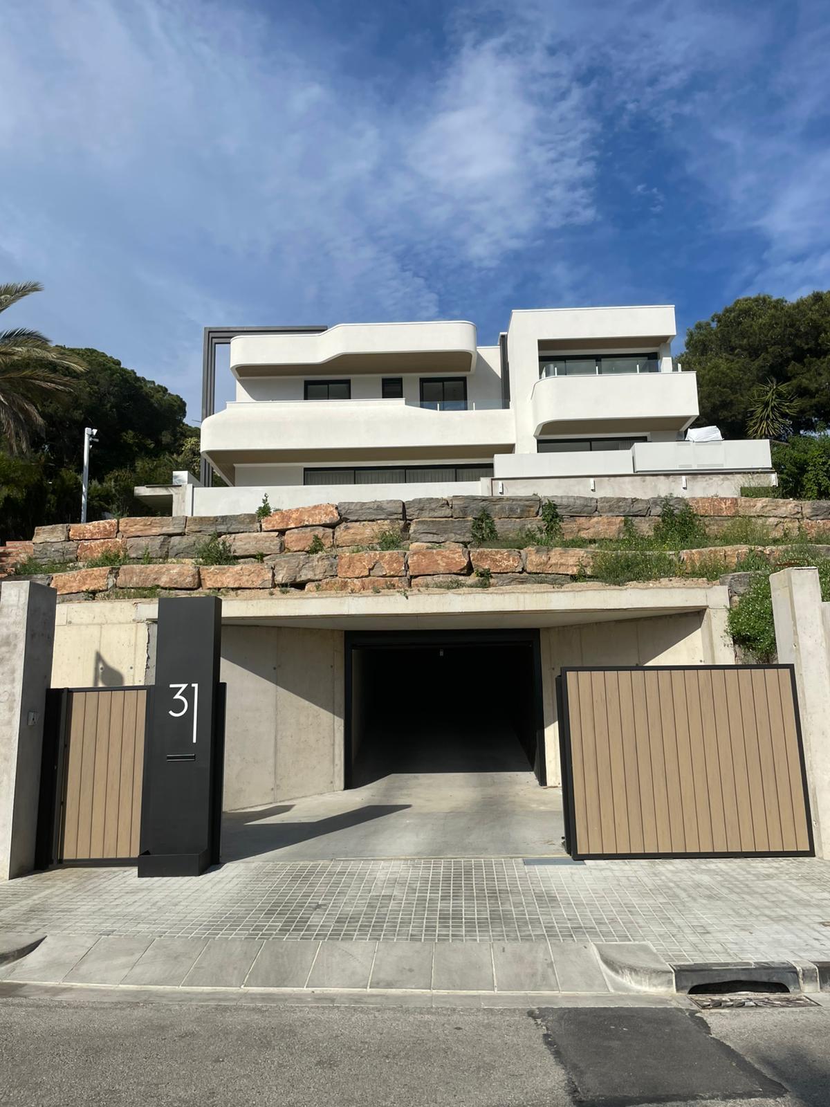 Imagen 15 Casa en venta en Mataró / Urbanización Can Quirze, Mataró.