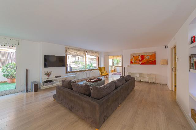 Imagen 14 Inmueble 302848 - Piso en venta en Barcelona / Al lado de Clínica Corachán.