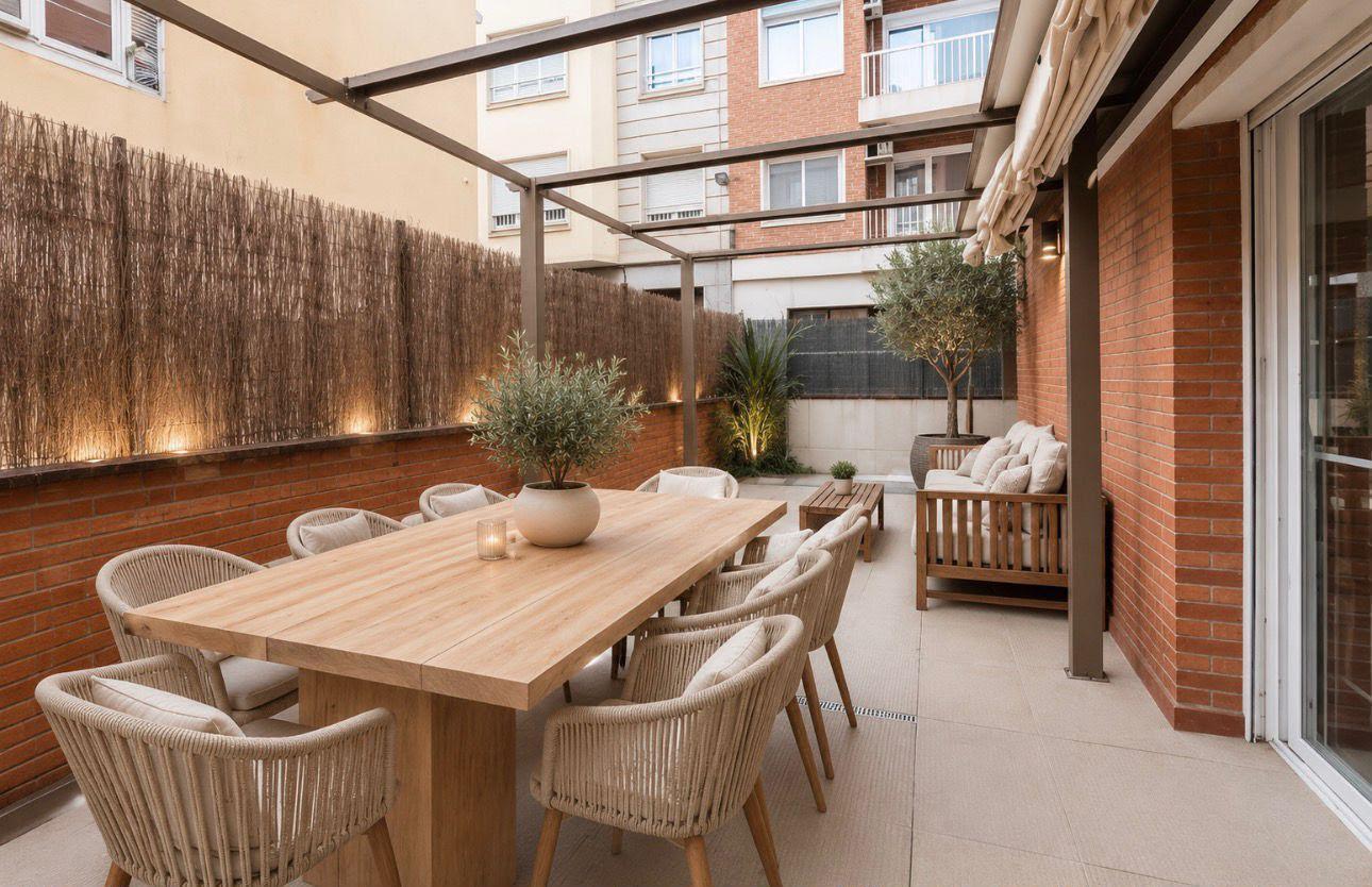Imagen 3 Piso en venta en Barcelona / Al lado de Clínica Corachán.
