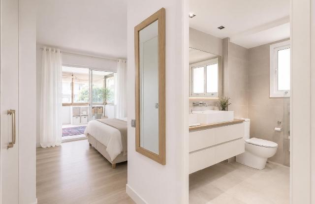 Imagen 4 Inmueble 302848 - Piso en venta en Barcelona / Al lado de Clínica Corachán.