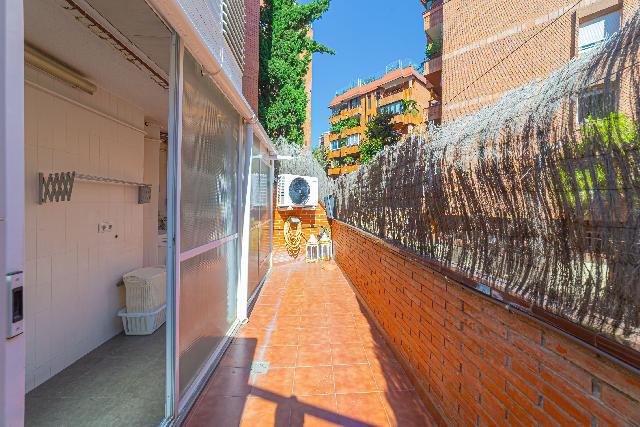 Imagen 25 Inmueble 302848 - Piso en venta en Barcelona / Al lado de Clínica Corachán.