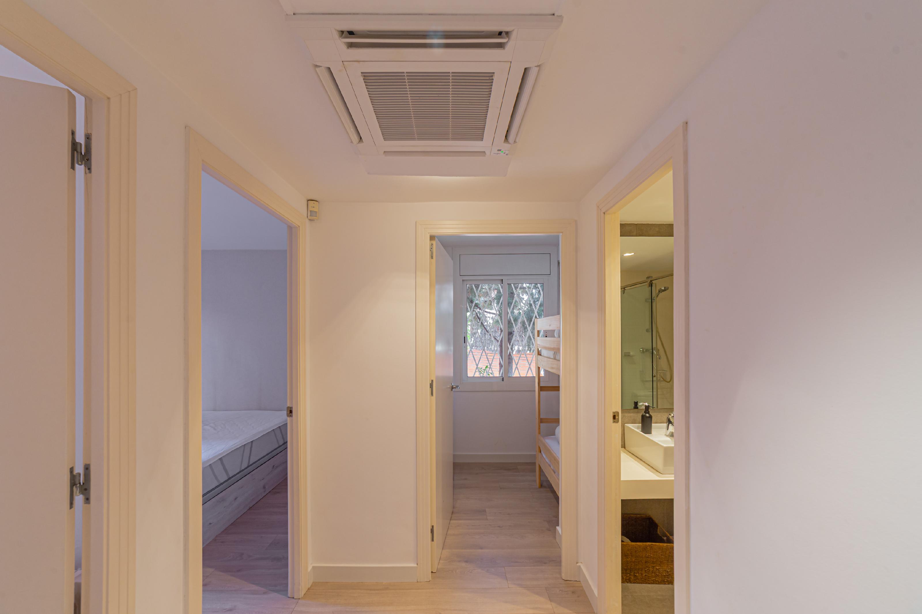 Imagen 23 Piso en venta en Barcelona / Al lado de Clínica Corachán.