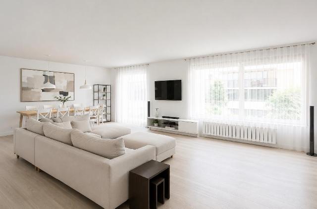 Imagen 1 Inmueble 302848 - Piso en venta en Barcelona / Al lado de Clínica Corachán.