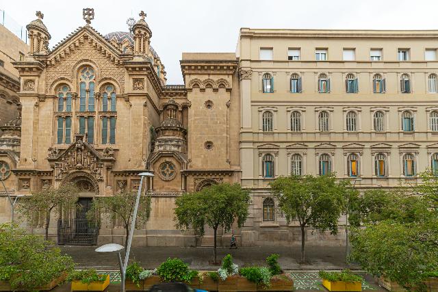 Imagen 30 Inmueble 302934 - Piso en venta en Barcelona / Próximo a Plaza Catalunya