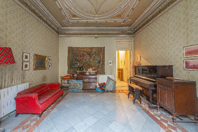 Imagen 7 Inmueble 302934 - Piso en venta en Barcelona / Próximo a Plaza Catalunya