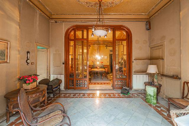 Imagen 10 Inmueble 302934 - Piso en venta en Barcelona / Próximo a Plaza Catalunya
