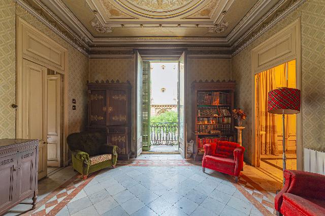 Imagen 6 Inmueble 302934 - Piso en venta en Barcelona / Próximo a Plaza Catalunya