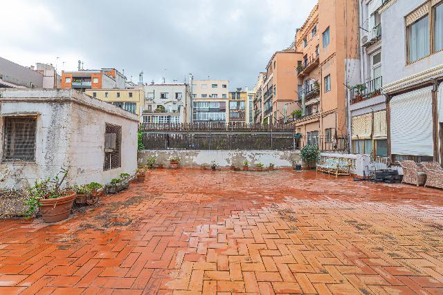 Imagen 18 Inmueble 302934 - Piso en venta en Barcelona / Próximo a Plaza Catalunya