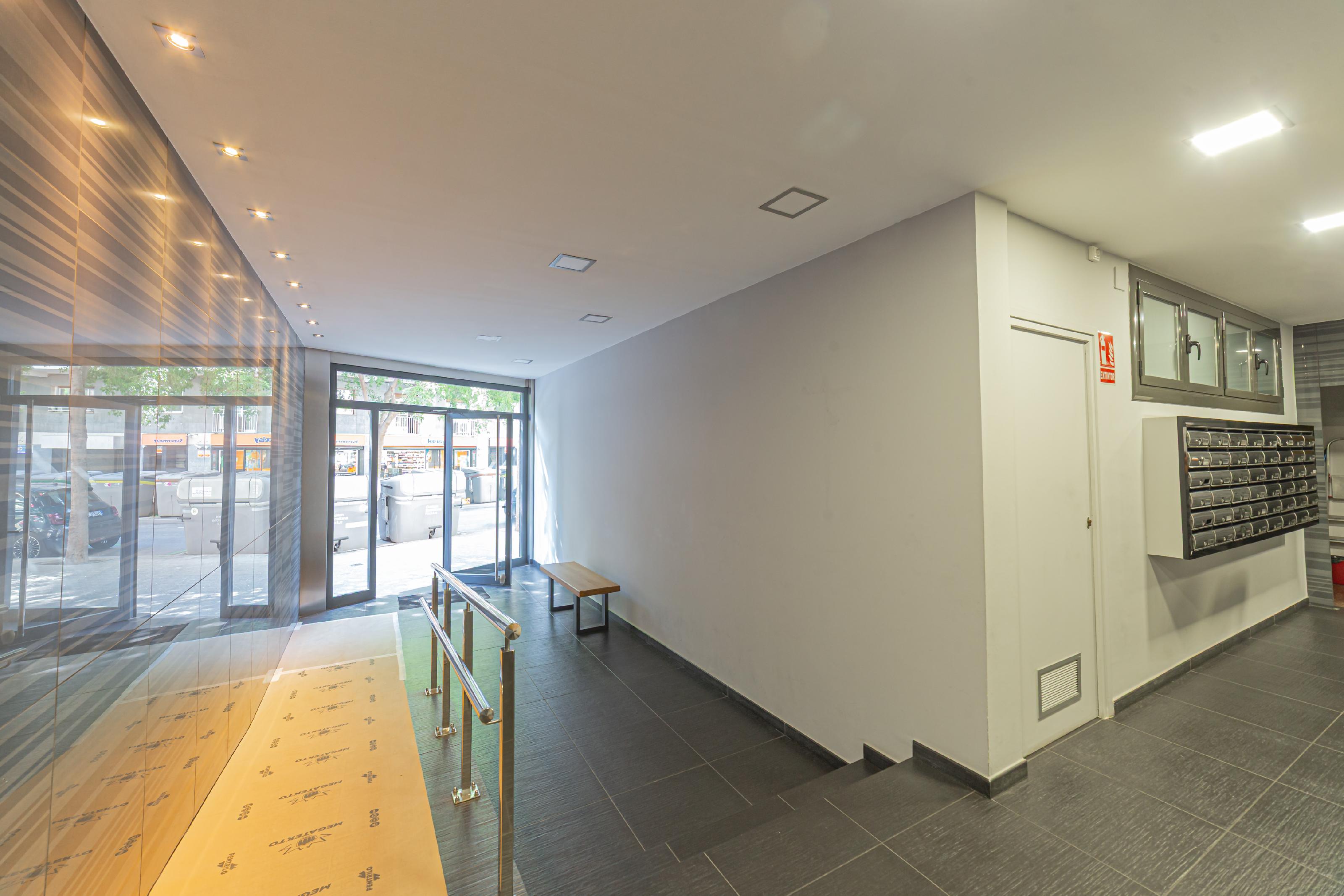 Imagen 20 Piso en venta en Barcelona / Córcega - Avda. Josep Tarradellas