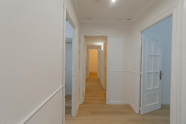 Imagen 7 Inmueble 303050 - Piso en venta en Barcelona / Córcega - Avda. Josep Tarradellas