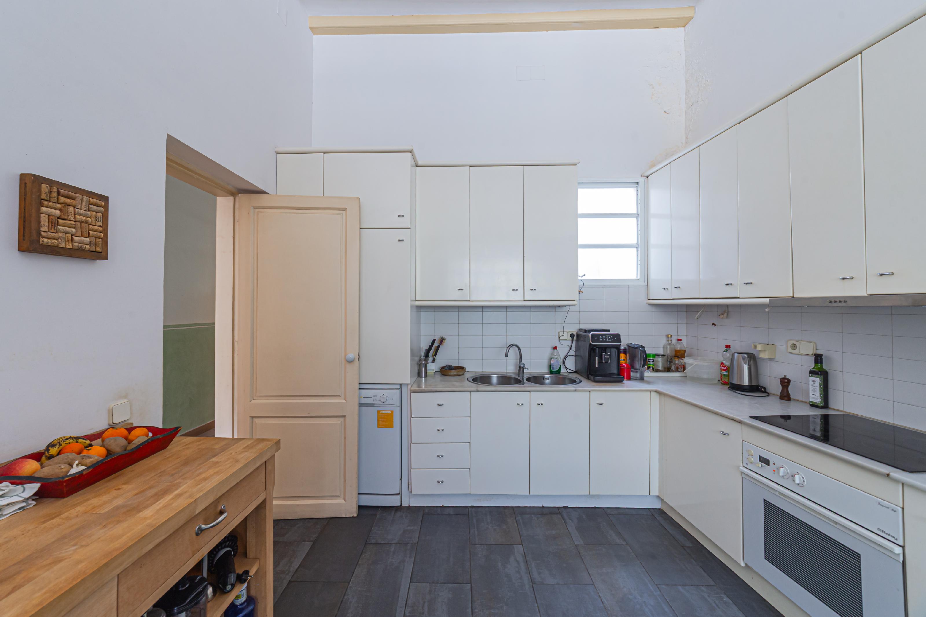 Imagen 3 Piso en venta en Barcelona / Rambla de las Flores-Liceo