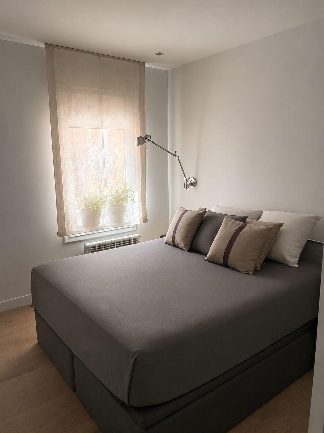 Imagen 3 Piso en venta en Barcelona / Junto al Parque de Santa Amelia