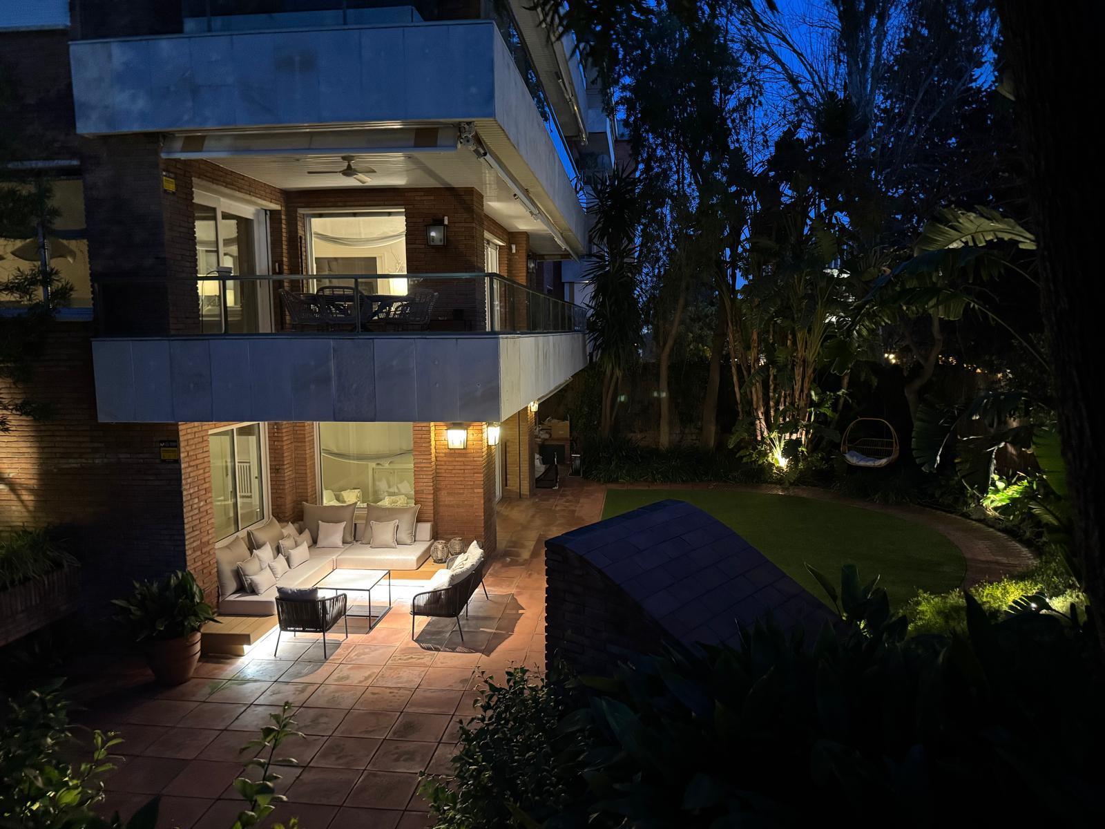Imagen 7 Dúplex en venta en Barcelona / Plaça de Eusebi Güell
