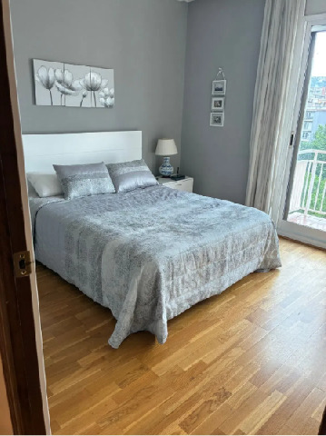 Imagen 3 Inmueble 303925 - Piso en venta en Barcelona / Plaza de la Reina María Cristina 
