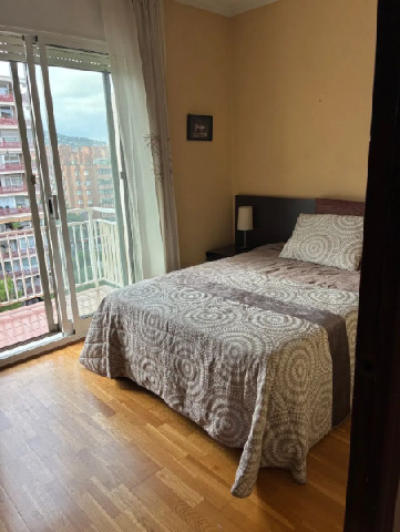 Imagen 4 Inmueble 303925 - Piso en venta en Barcelona / Plaza de la Reina María Cristina 