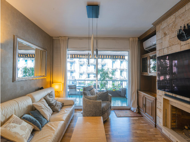 Imagen 9 Inmueble 303998 - Piso en venta en Barcelona / Comte D´Urgell con Consell de Cent