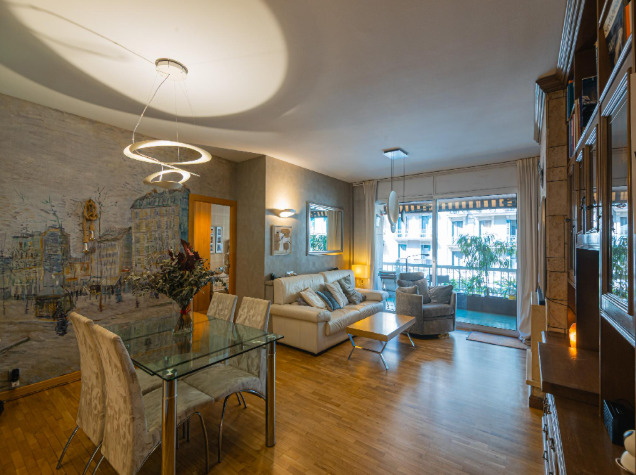 Imagen 8 Piso en venta en Barcelona / Comte D´Urgell con Consell de Cent