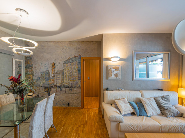 Imagen 10 Inmueble 303998 - Piso en venta en Barcelona / Comte D´Urgell con Consell de Cent