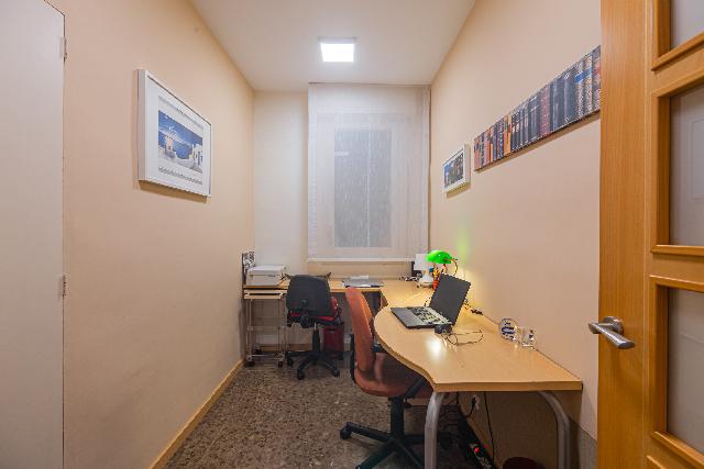 Imagen 24 Inmueble 303998 - Piso en venta en Barcelona / Comte D´Urgell con Consell de Cent