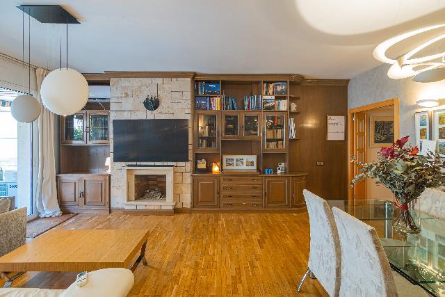 Imagen 11 Inmueble 303998 - Piso en venta en Barcelona / Comte D´Urgell con Consell de Cent