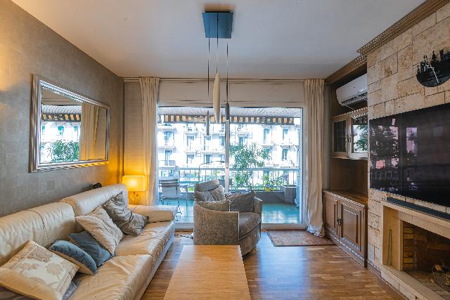 Imagen 9 Inmueble 303998 - Piso en venta en Barcelona / Comte D´Urgell con Consell de Cent