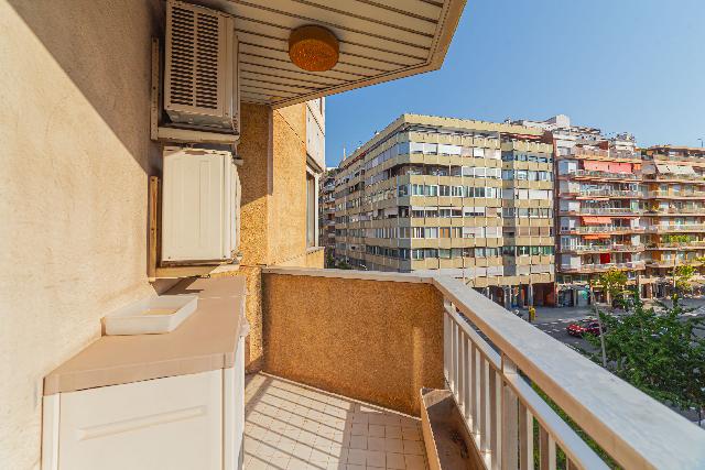 Imagen 32 Inmueble 304339 - Piso en venta en Barcelona / Próximo a Parque Moragas
