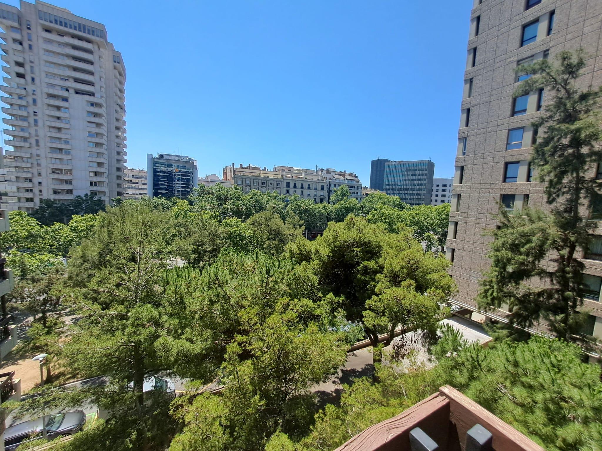 Imagen 2 Piso en alquiler en Barcelona / Ganduxer - Diagonal