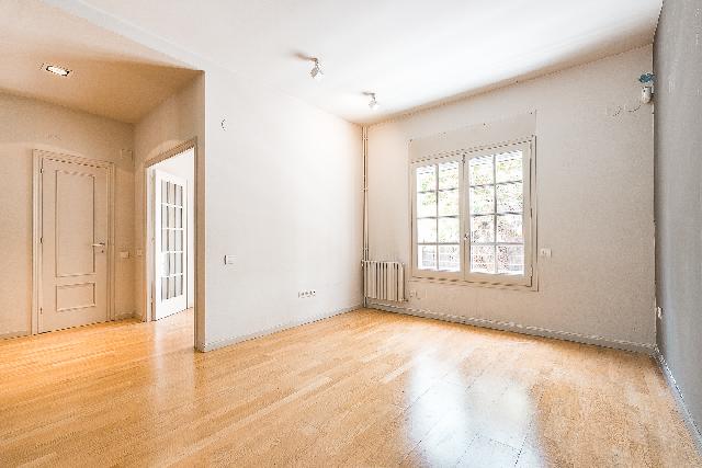 Imagen 2 Inmueble 304433 - Casa en venta en Barcelona / Passeig dels Til·lers