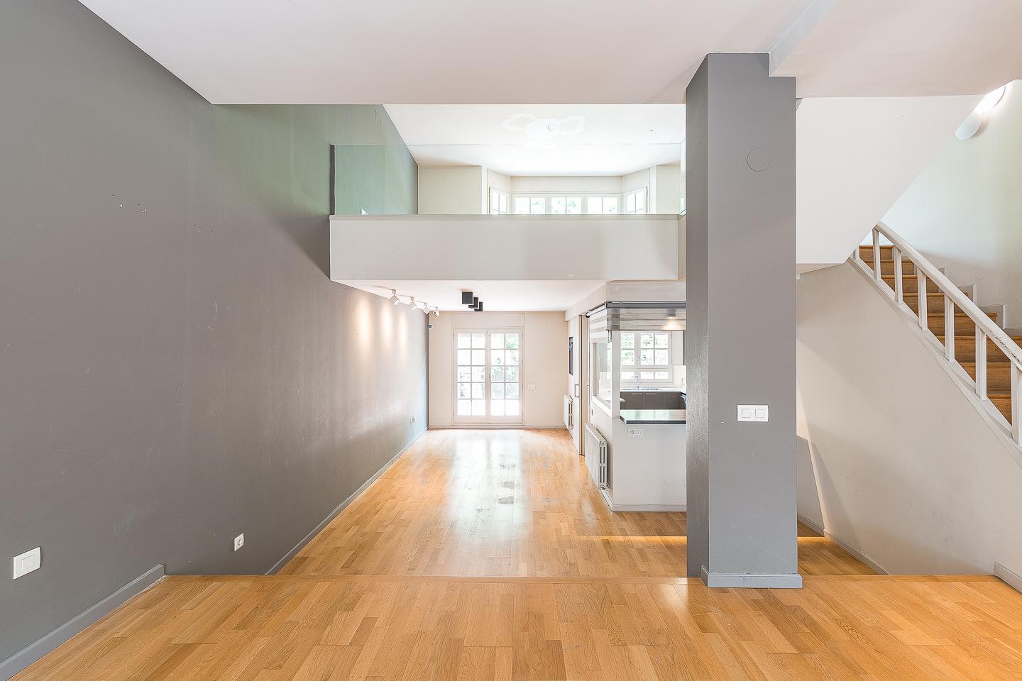 Imagen 3 Casa en venta en Barcelona / Passeig dels Til·lers