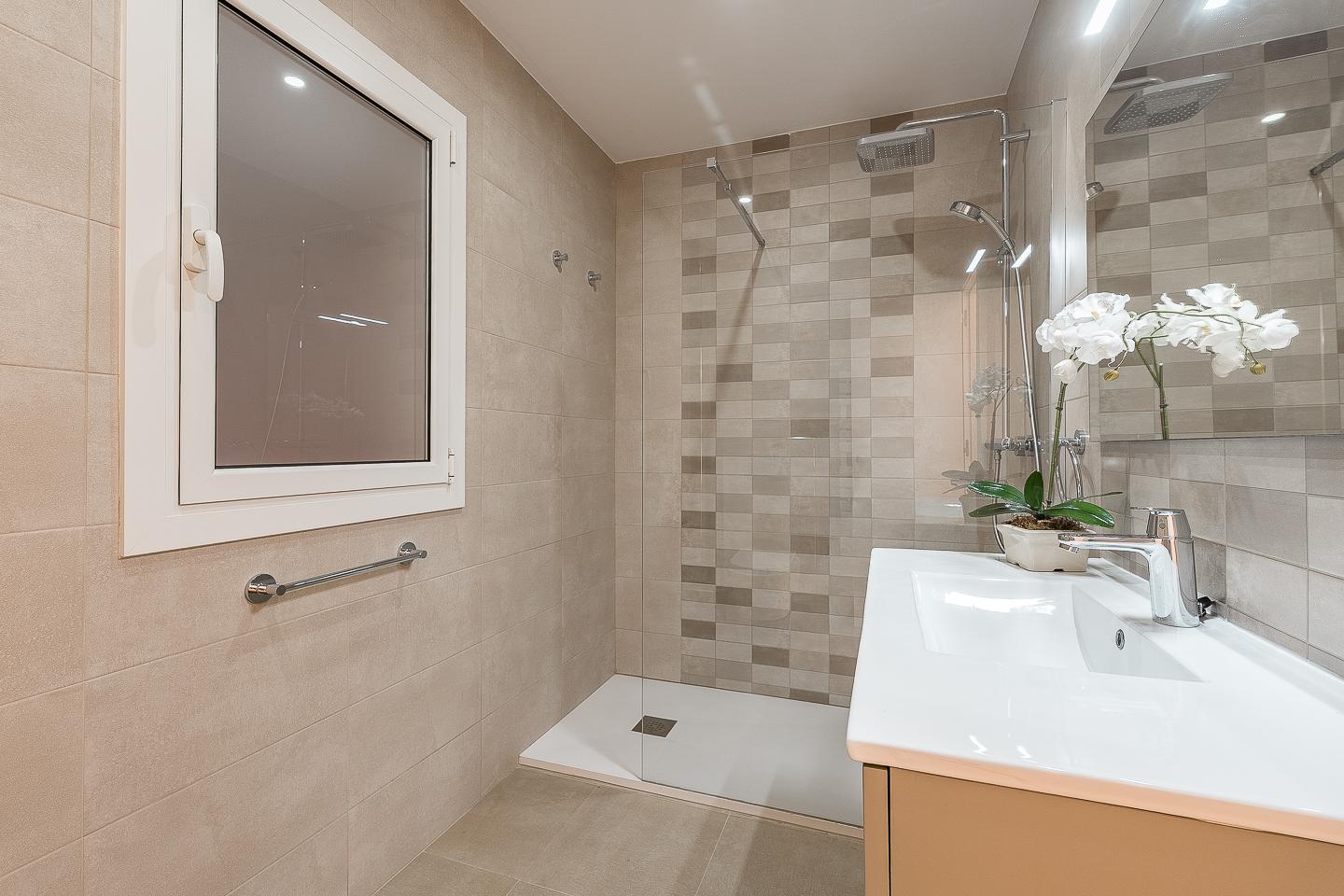 Imagen 31 Piso en venta en Barcelona / Próximo a la Estació de Sants