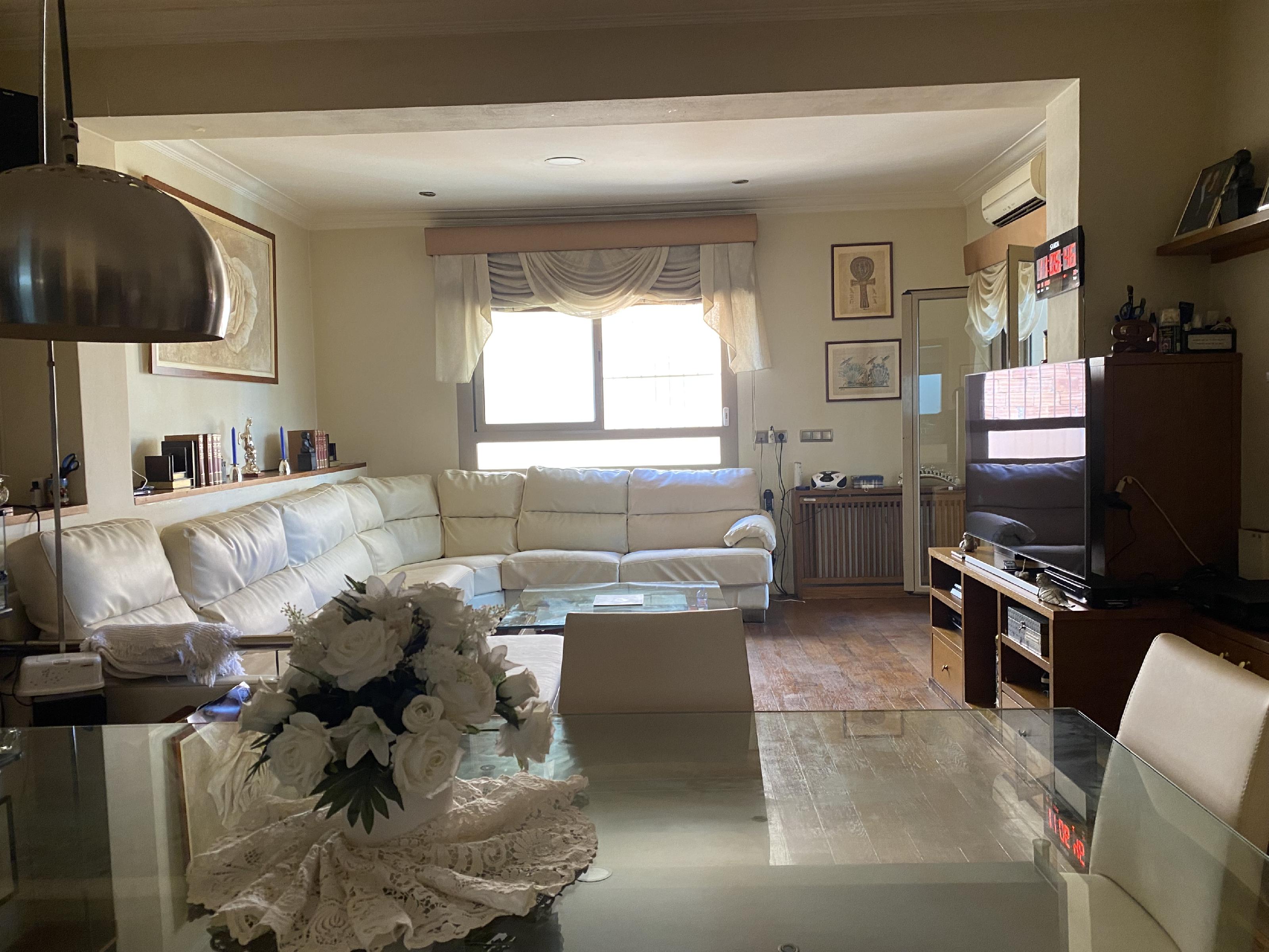 Imagen 15 Piso en venta en Barcelona / Próximo a Parc de Monterols.