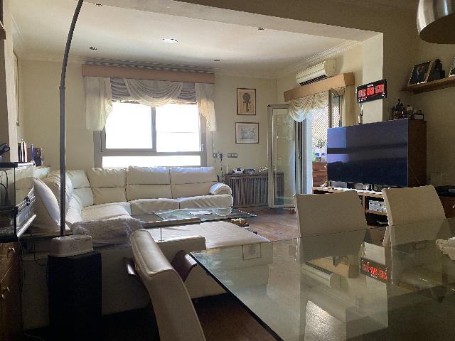 Imagen 17 Inmueble 304988 - Piso en venta en Barcelona / Próximo a Parc de Monterols.