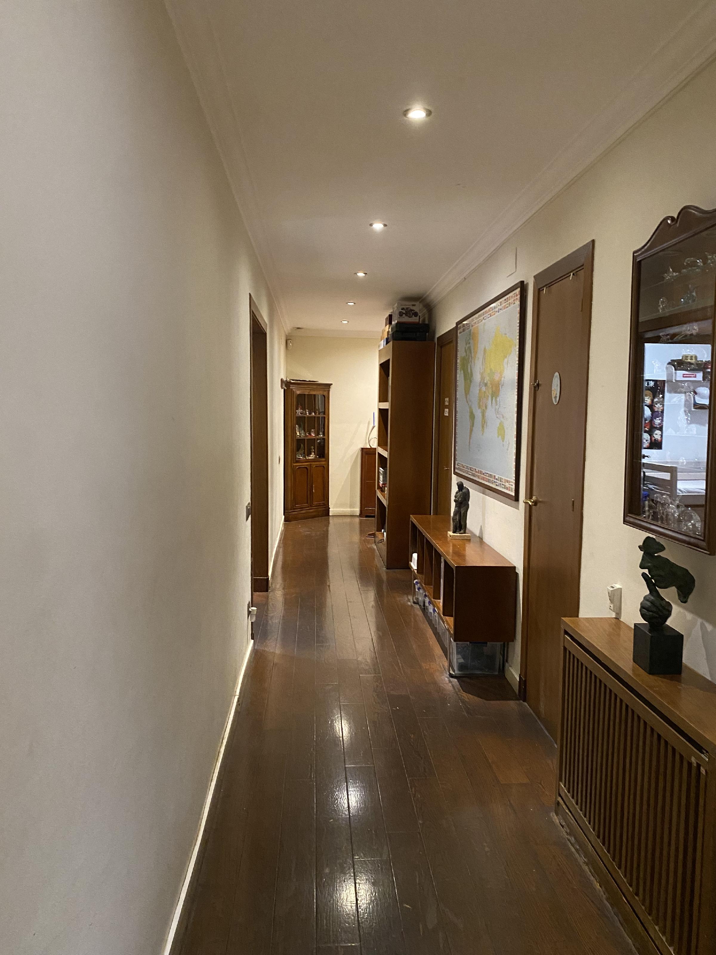 Imagen 9 Piso en venta en Barcelona / Próximo a Parc de Monterols.