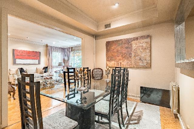 Imagen 2 Inmueble 305230 - Piso en venta en Barcelona / Barrio de Tres Torres , zona alta de Barcelona 