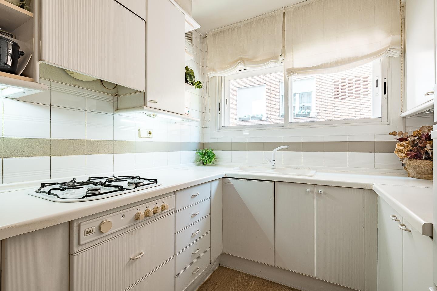 Imagen 25 Piso en venta en Barcelona / Barrio de Tres Torres , zona alta de Barcelona 
