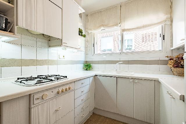 Imagen 25 Inmueble 305230 - Piso en venta en Barcelona / Barrio de Tres Torres , zona alta de Barcelona 