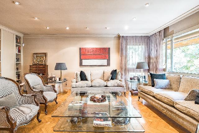 Imagen 6 Inmueble 305230 - Piso en venta en Barcelona / Barrio de Tres Torres , zona alta de Barcelona 