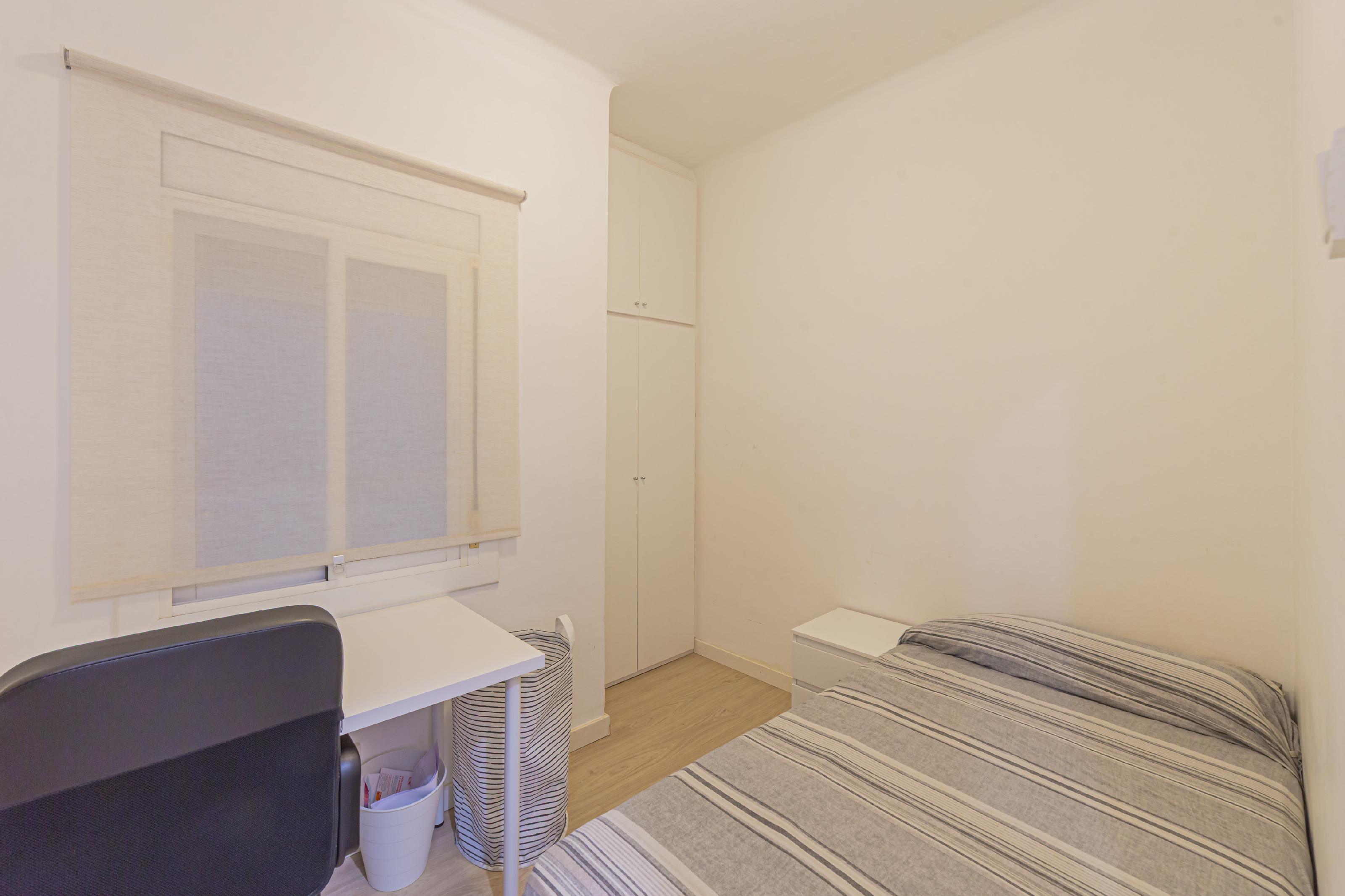 Imagen 11 Piso en venta en Barcelona / Próximo al Camp Nou