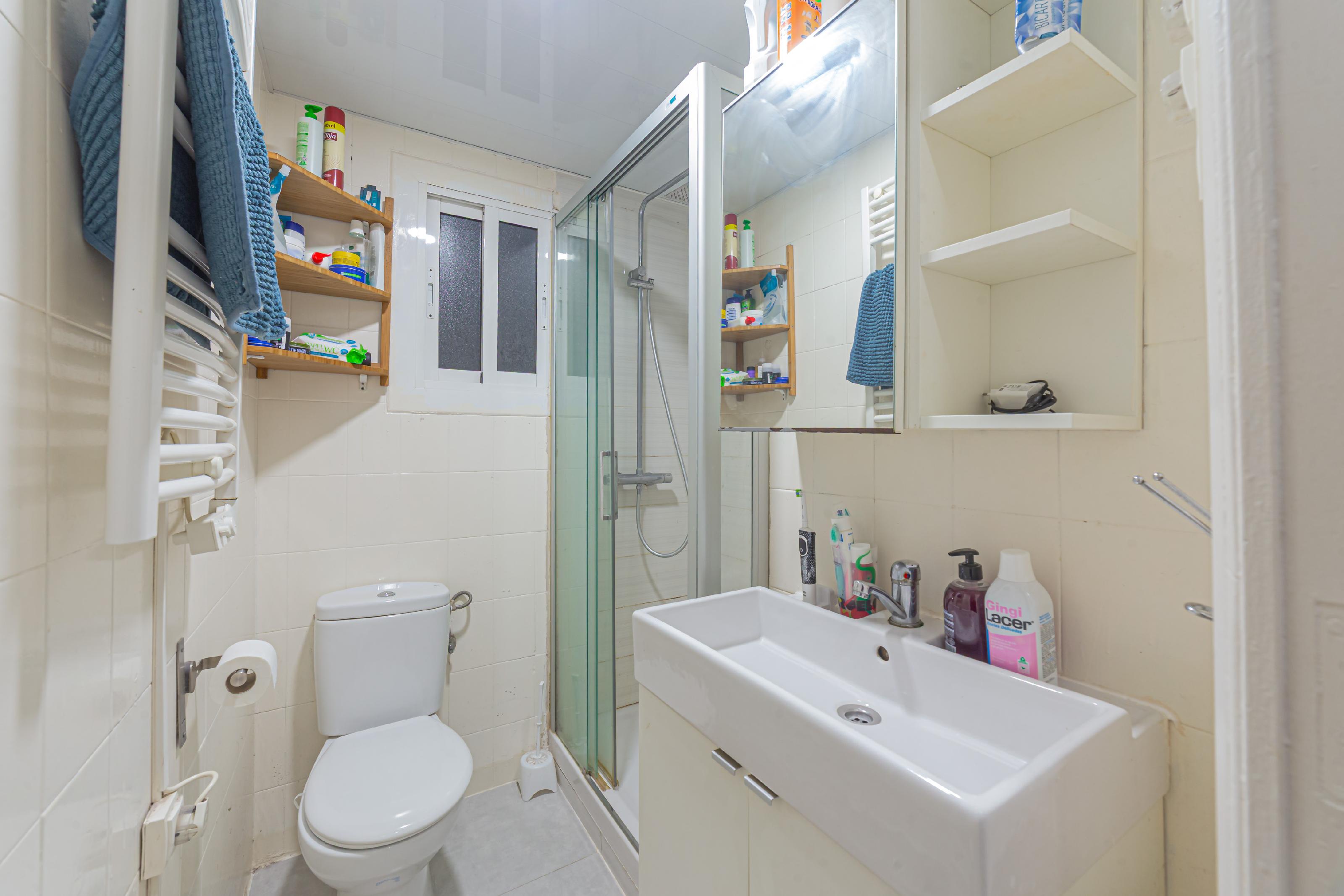 Imagen 16 Piso en venta en Barcelona / Próximo al Camp Nou