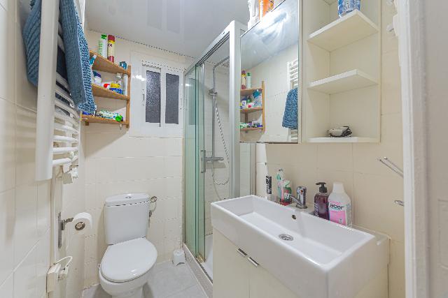 Imagen 16 Inmueble 305901 - Piso en venta en Barcelona / Próximo al Camp Nou