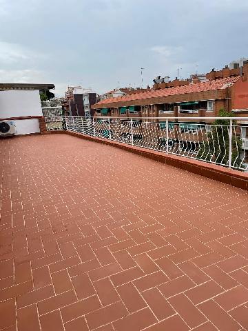 Imagen 2 Inmueble 306209 - Ático en venta en Barcelona / Próximo a Paseo Maragall