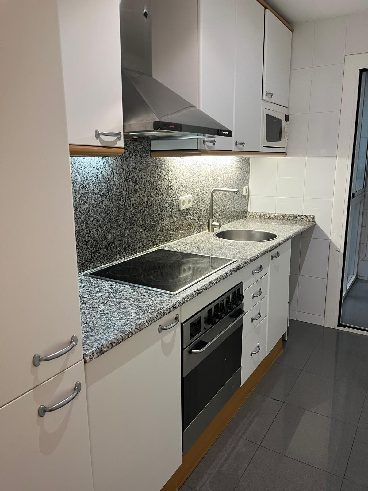 Imagen 13 Piso en venta en Barcelona / Próximo a Plaza Kennedy