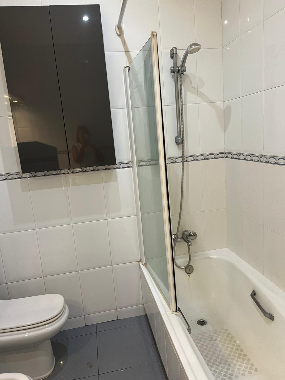Imagen 15 Piso en venta en Barcelona / Próximo a Plaza Kennedy